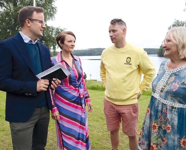 Kuvassa Heikki Rusama, Mari Ahvenjärvi, Lukas Brenner ja Saara Kinnunen